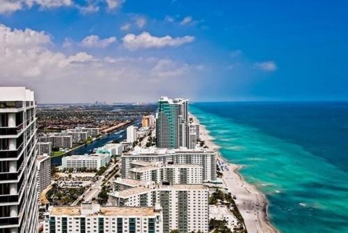 Hallandale Holiday Retreat Hollywood Boardwalk Hallandale Beach Buitenkant foto